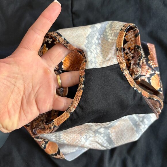 NWOT Rolling Alpha High Waisted Hot Pants - Reptile, Size S - Picture 5 of 8